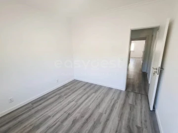 Apartamento T3 para Venda em Quinta do Conde