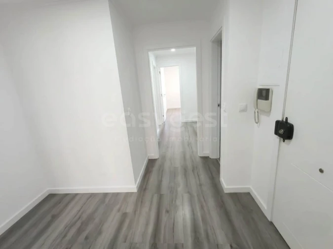 Apartamento T3 para Venda em Quinta do Conde Foto 11
