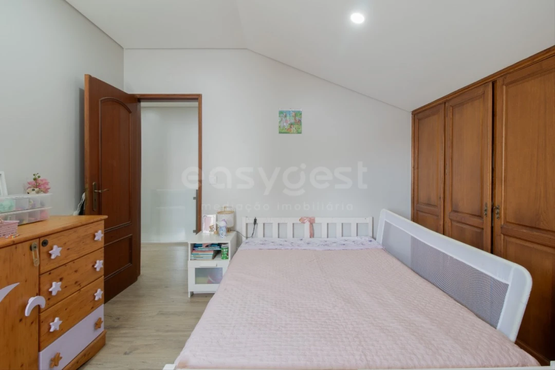Moradia T4 para Venda em Quinta do Conde Foto 16