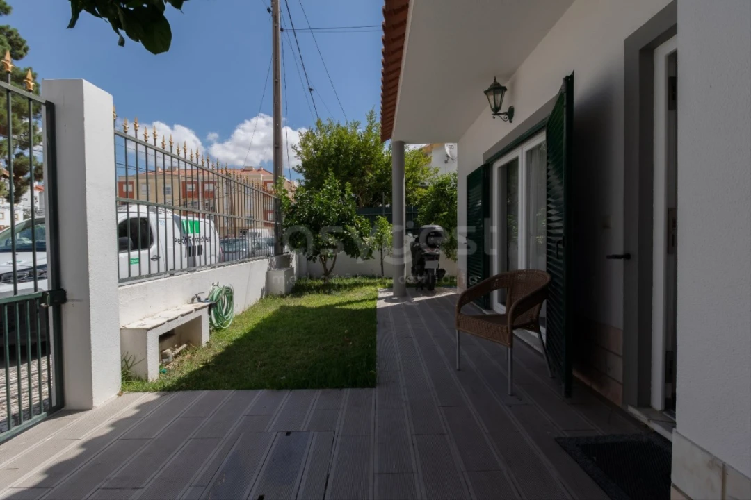 Moradia T4 para Venda em Quinta do Conde Foto 24
