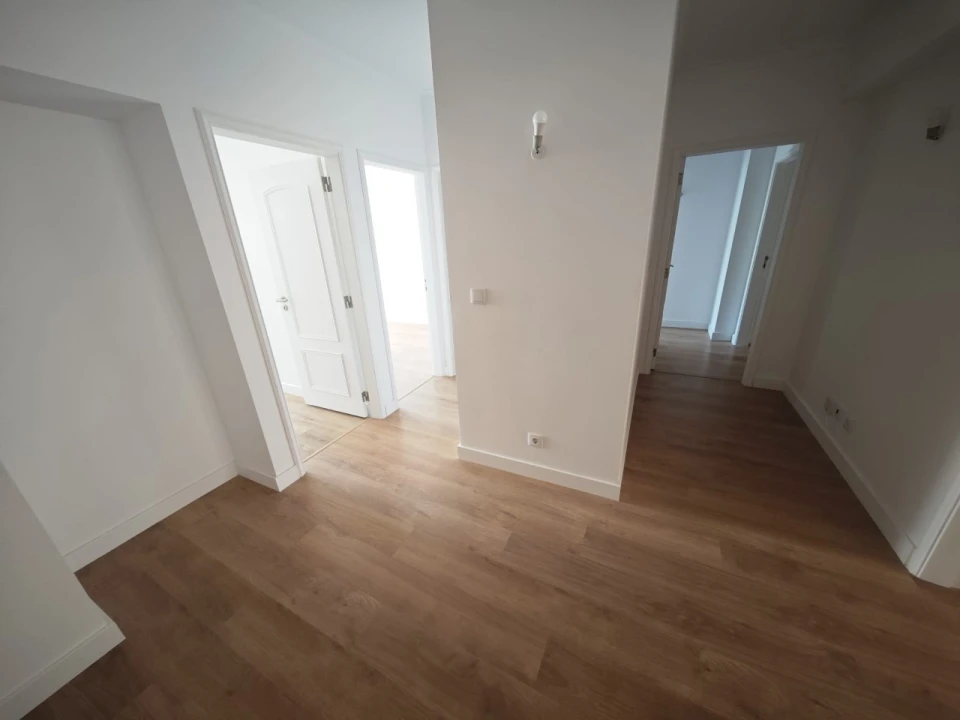 Apartamento T3 para Venda em São Domingos de Benfica Foto 28