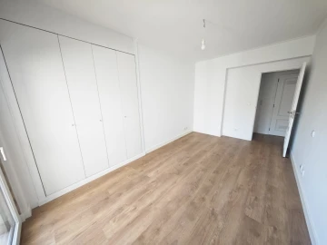 Apartamento T3 para Venda em São Domingos de Benfica