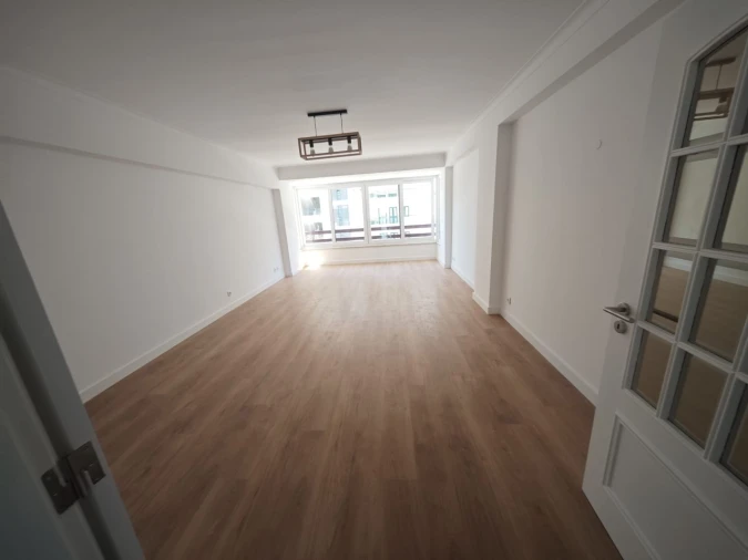 Apartamento T3 para Venda em São Domingos de Benfica Foto 27