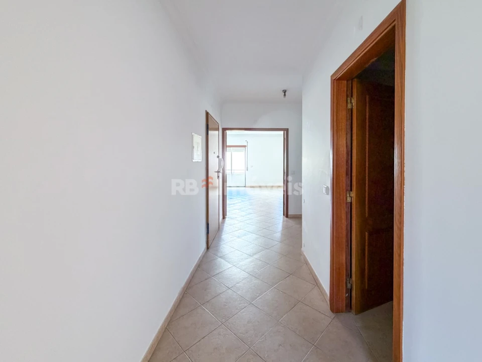 Apartamento T2 para Venda em São João Baptista Foto 12