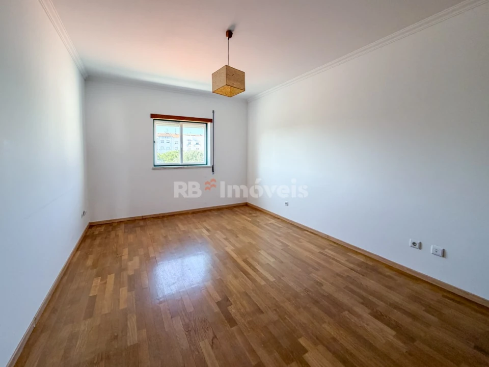 Apartamento T2 para Venda em São João Baptista Foto 23