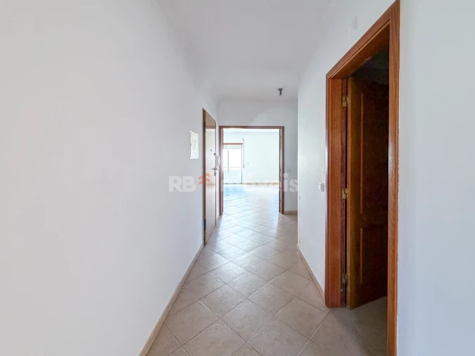 Apartamento T2 para Venda em São João Baptista Foto 12