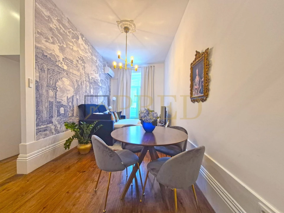 Apartamento T1 para Venda em Cedofeita, Santo Ildefonso, Sé, Miragaia, São Nicolau e Vitória Foto 1