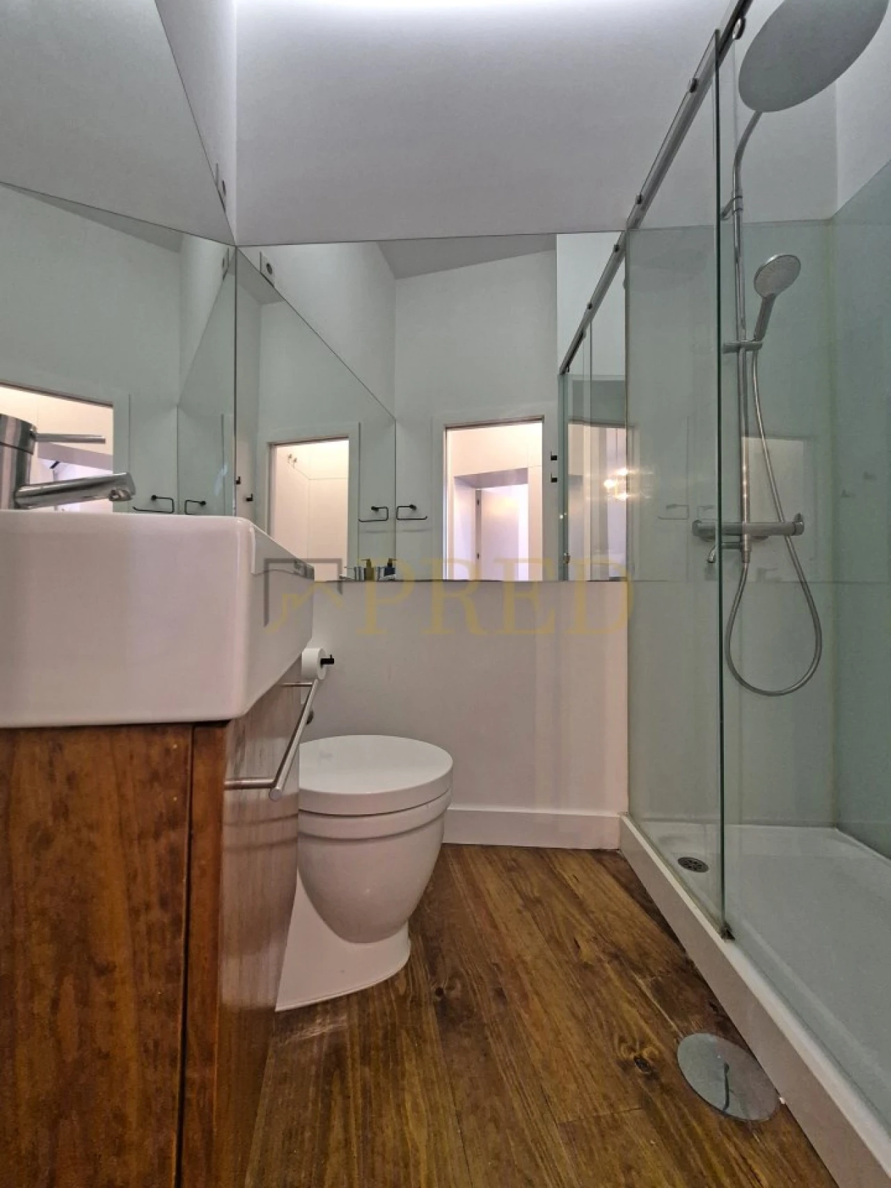 Apartamento T1 para Venda em Cedofeita, Santo Ildefonso, Sé, Miragaia, São Nicolau e Vitória Foto 18