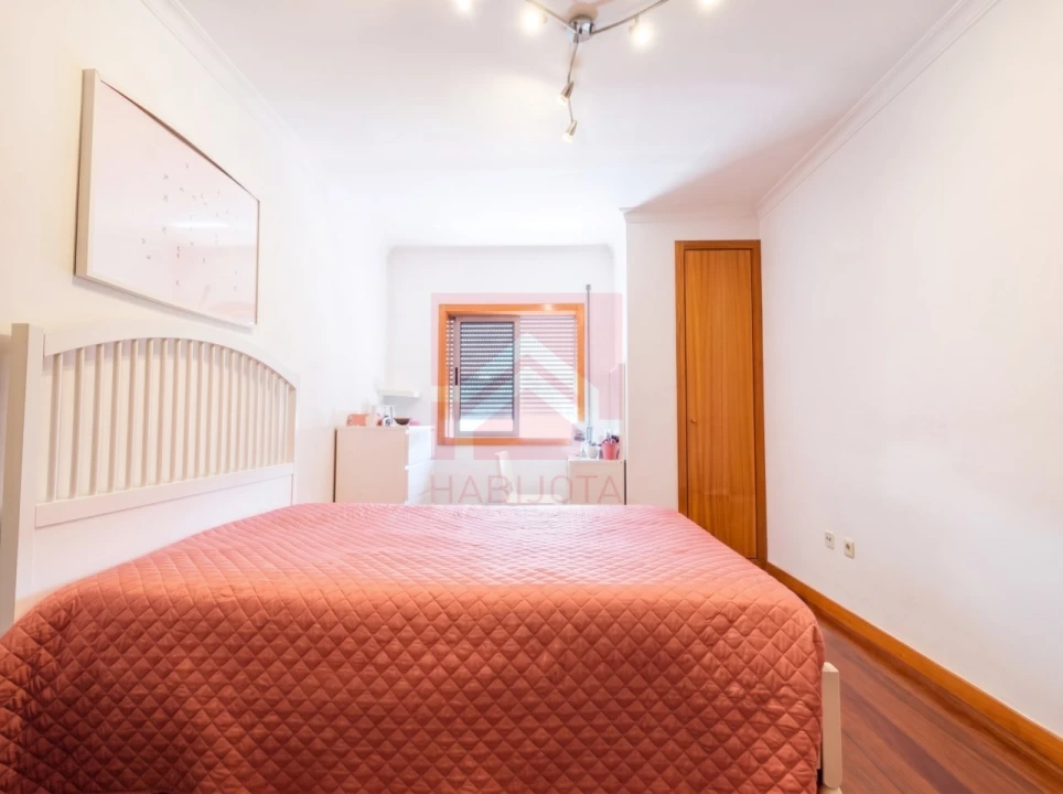 Apartamento T2 para Venda em Rio Tinto Foto 22
