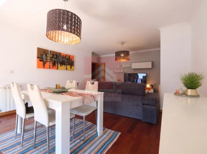 Apartamento T2 para Venda em Rio Tinto Foto 4