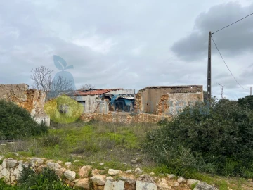 Terreno Misto para Venda em Alcantarilha e Pêra
