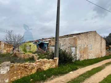 Terreno Misto para Venda em Alcantarilha e Pêra