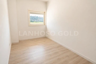 Apartamento T3 para Venda em Povoa de Lanhoso (N. Senhora do Amparo)