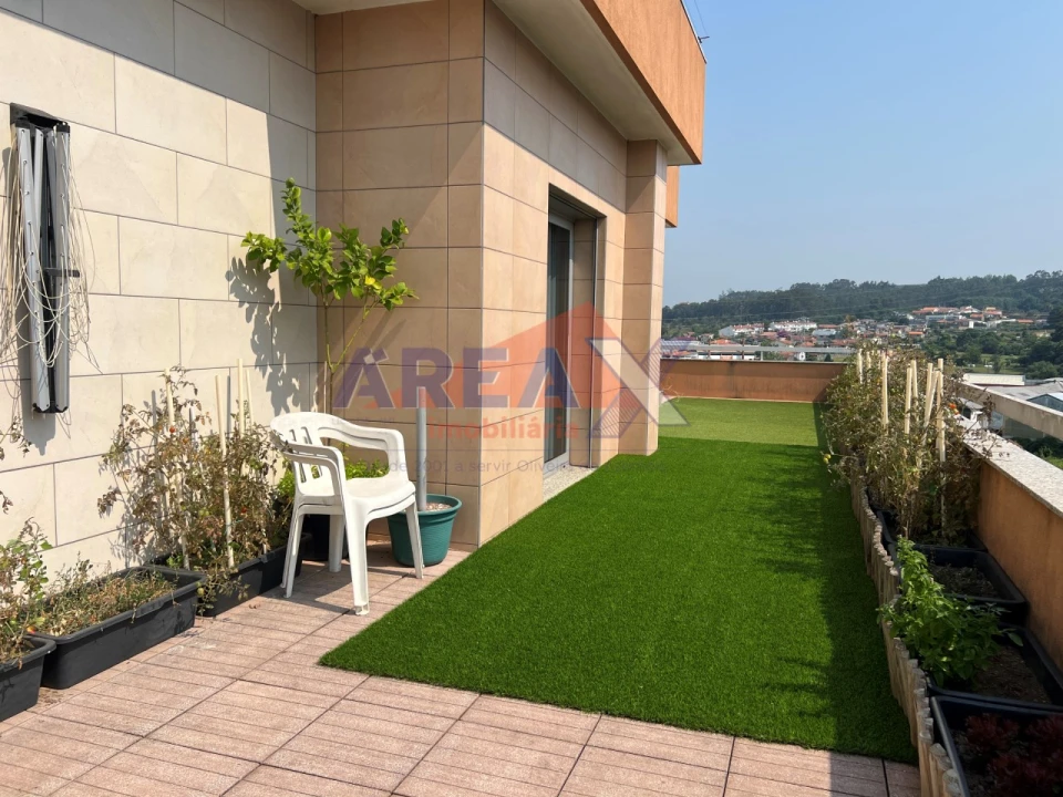 Apartamento T3 para Venda em O. Azeméis, Riba-Ul, Ul, Macinhata Seixa, Madail Foto 4