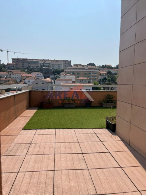 Apartamento T3 para Venda em O. Azeméis, Riba-Ul, Ul, Macinhata Seixa, Madail