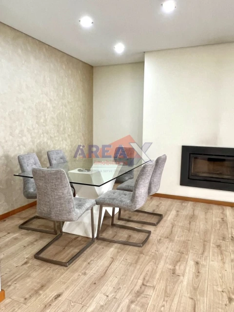 Apartamento T3 para Venda em O. Azeméis, Riba-Ul, Ul, Macinhata Seixa, Madail