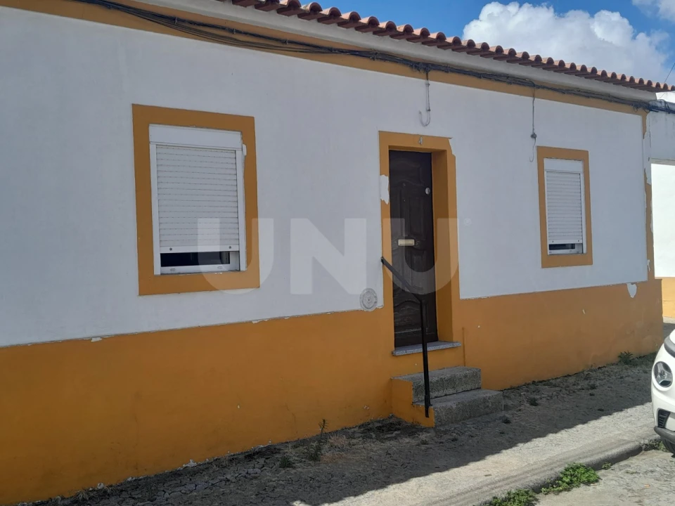 Moradia T3 para Venda em Bacelo e Senhora da Saúde Foto 1