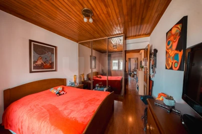 Apartamento T2 para Venda em Massamá e Monte Abraão