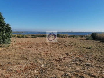 Quinta T4 para Venda em Moncarapacho e Fuseta