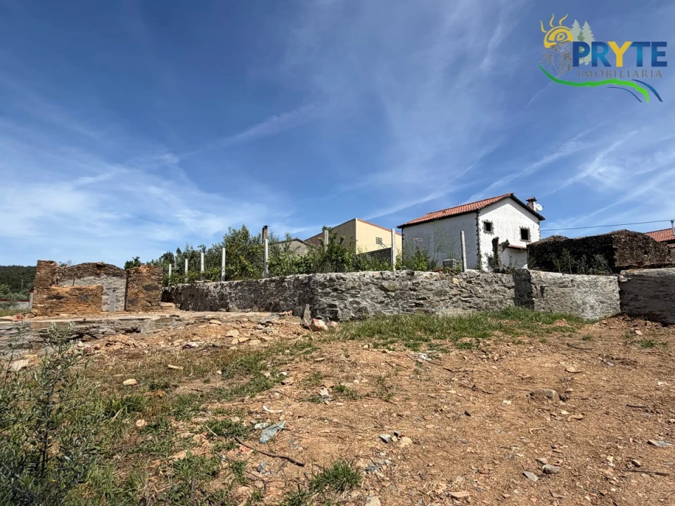 Moradia T3 para Venda em Sertã Foto 30
