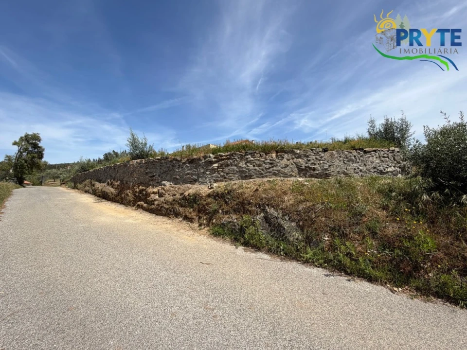 Moradia T3 para Venda em Sertã Foto 44