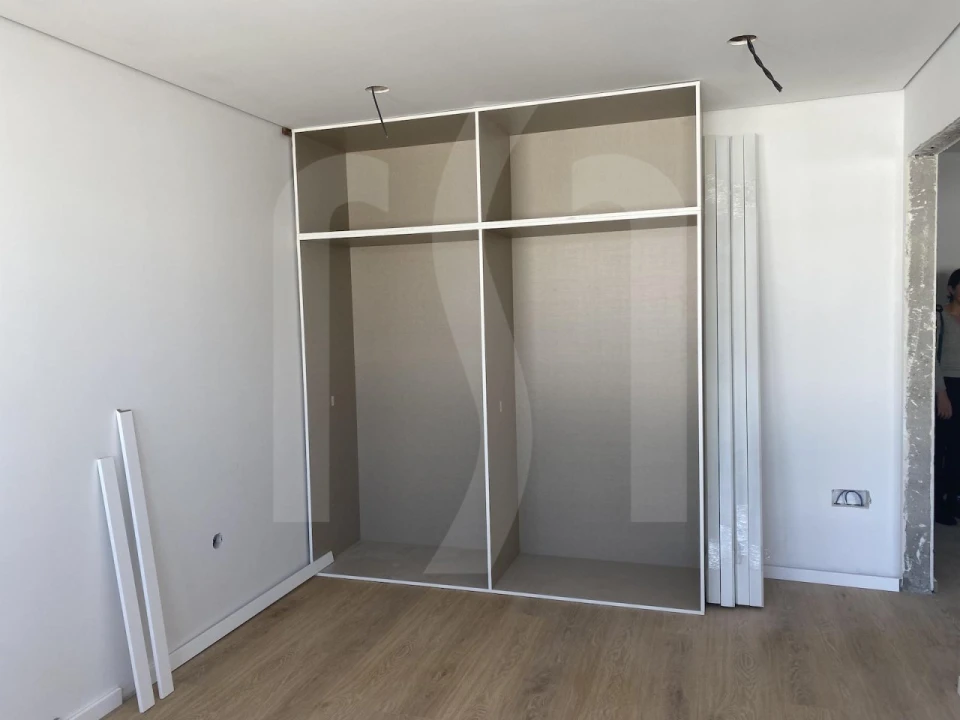 Apartamento T1 para Venda em Ramalde Foto 6