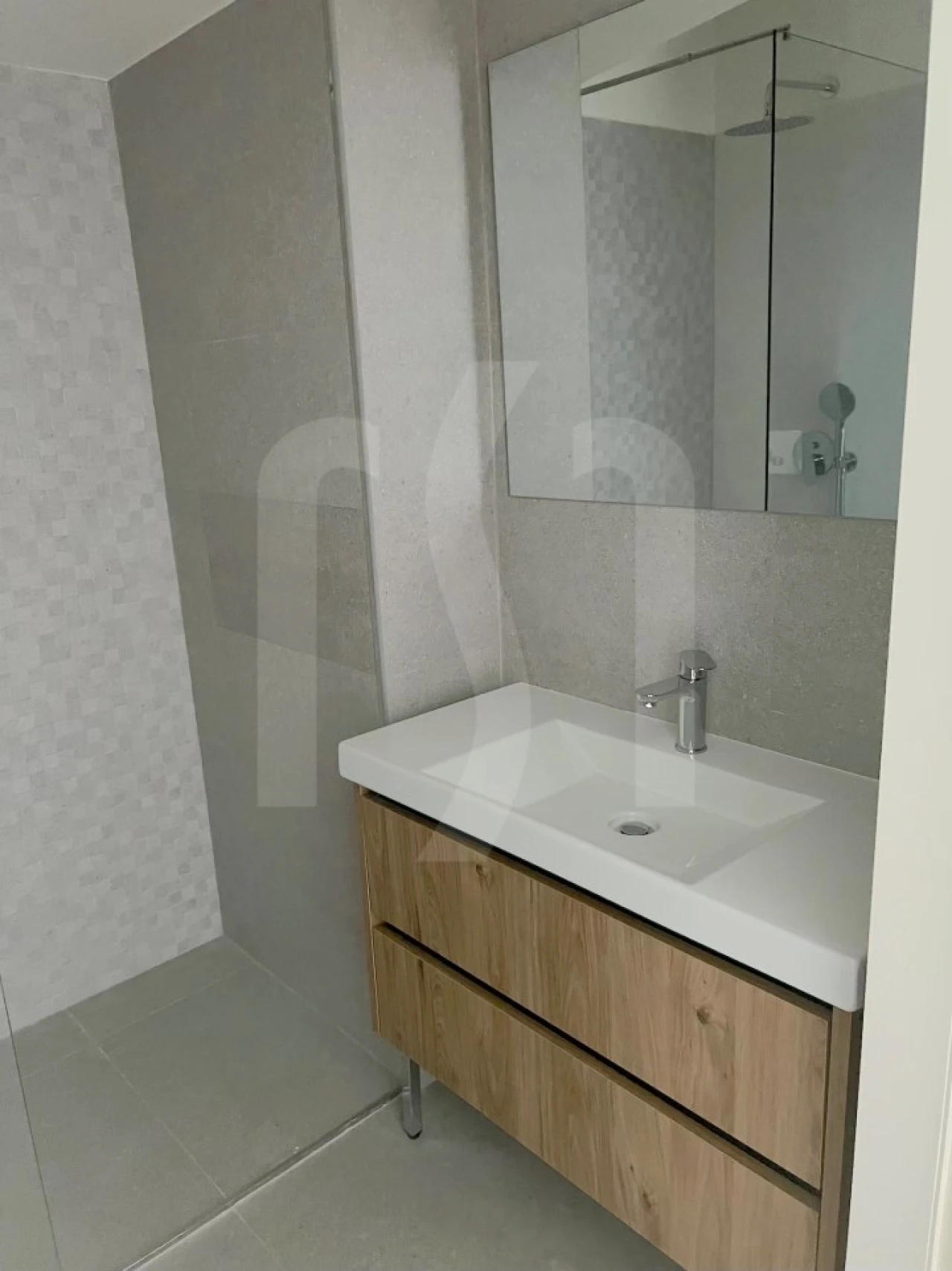 Apartamento T1 para Venda em Cedofeita, Santo Ildefonso, Sé, Miragaia, São Nicolau e Vitória Foto 9