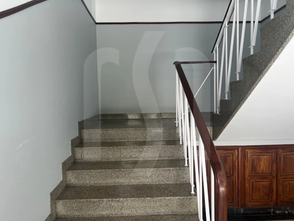 Apartamento T4 para Venda em Ramalde Foto 13