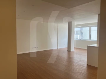 Apartamento T4 para Venda em Ramalde