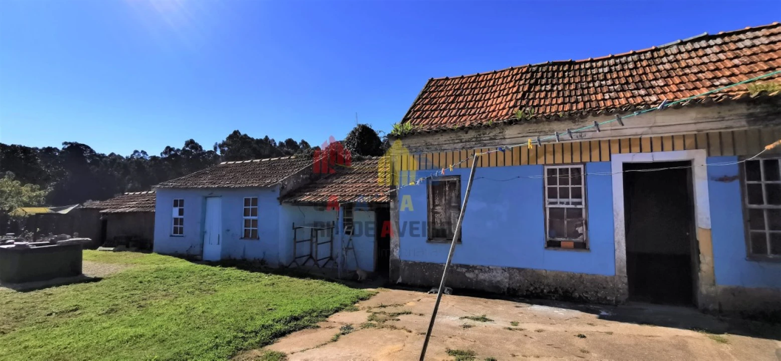 Moradia T3 para Venda em Bunheiro Foto 1