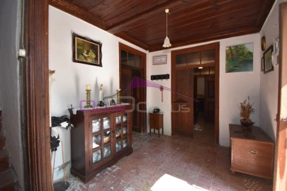 Moradia T6 para Venda em Paialvo