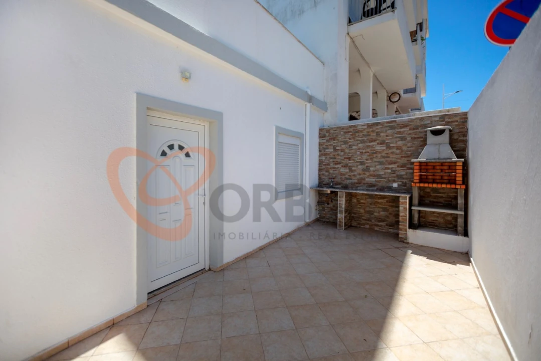 Moradia T2 para Venda em Albufeira e Olhos de Água Foto 2