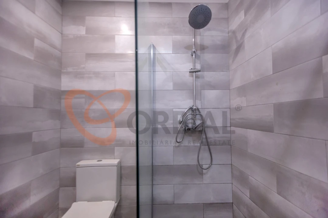 Moradia T2 para Venda em Albufeira e Olhos de Água Foto 17