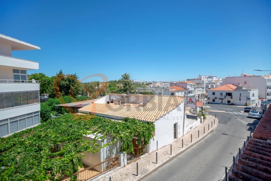 Moradia T2 para Venda em Albufeira e Olhos de Água Foto 25