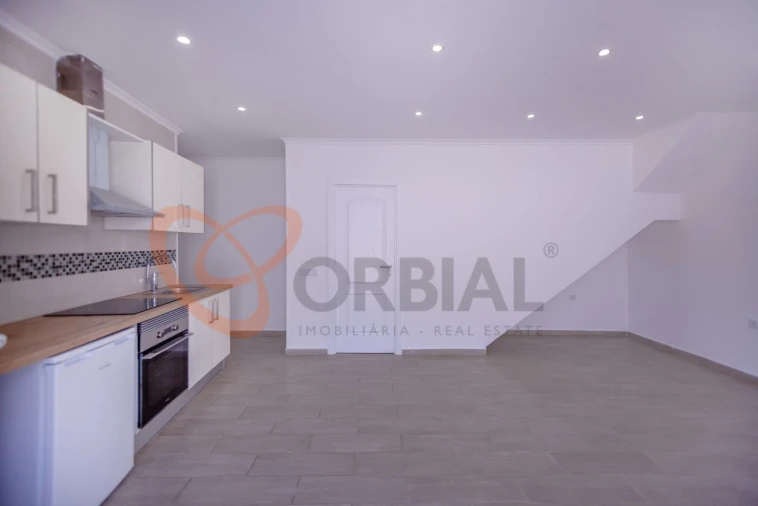Moradia T2 para Venda em Albufeira e Olhos de Água Foto 26