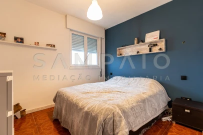 Apartamento T2 para Venda em Corroios
