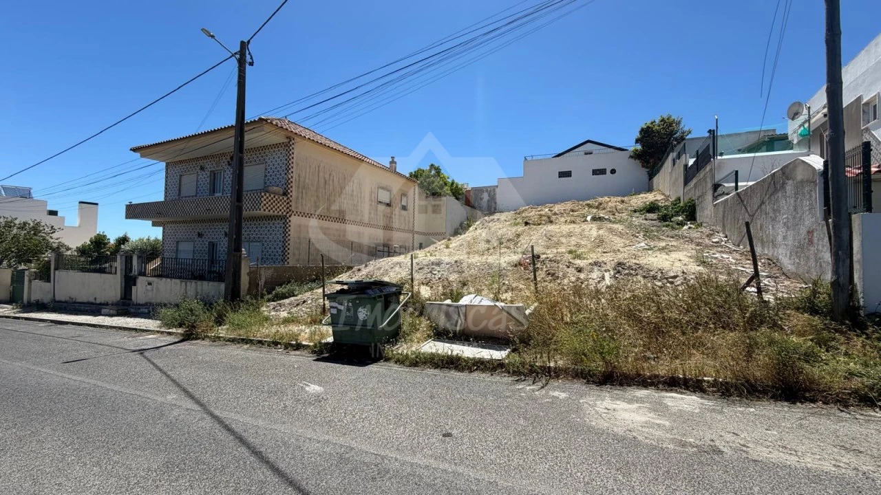 Terreno para Venda em Vialonga Foto 2