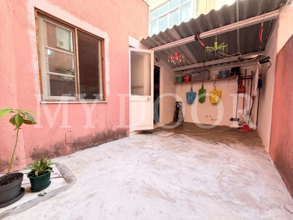 Apartamento T2 para Venda em Moscavide e Portela Foto 1