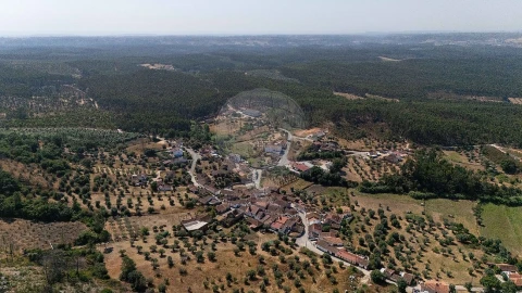 Moradia T5 para Venda em Alcanede