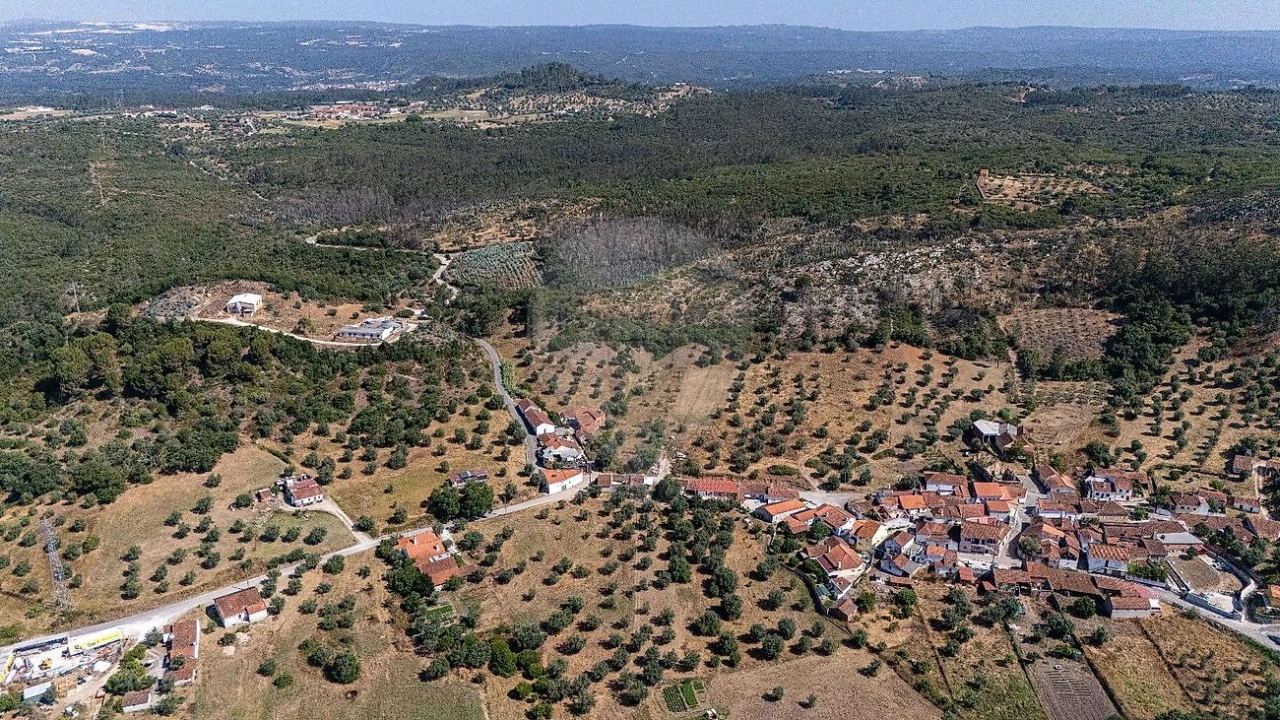 Moradia T5 para Venda em Alcanede Foto 17