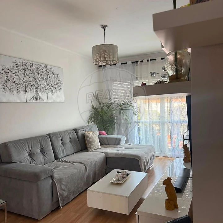 Apartamento T3 para Venda em Agualva e Mira-Sintra Foto 6