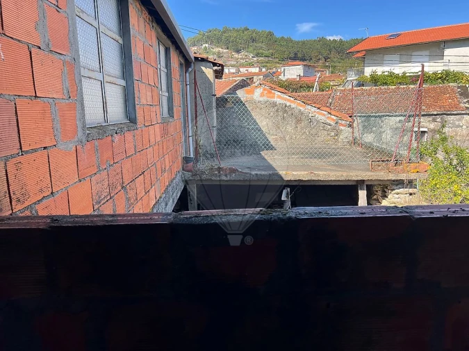 Moradia T3 para Venda em Roge Foto 4