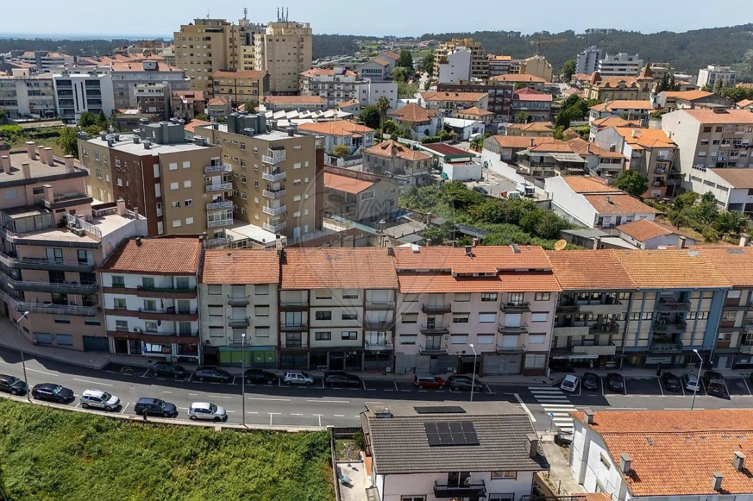 Apartamento T4 para Venda em O. Azeméis, Riba-Ul, Ul, Macinhata Seixa, Madail Foto 25