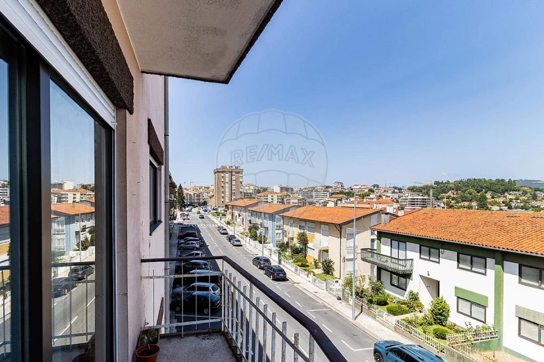 Apartamento T4 para Venda em O. Azeméis, Riba-Ul, Ul, Macinhata Seixa, Madail Foto 18