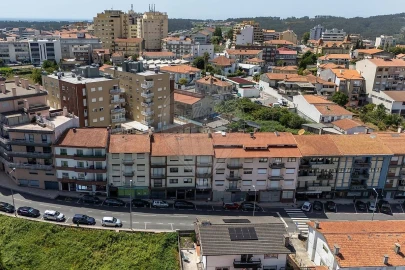 Apartamento T4 para Venda em O. Azeméis, Riba-Ul, Ul, Macinhata Seixa, Madail