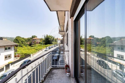 Apartamento T4 para Venda em O. Azeméis, Riba-Ul, Ul, Macinhata Seixa, Madail