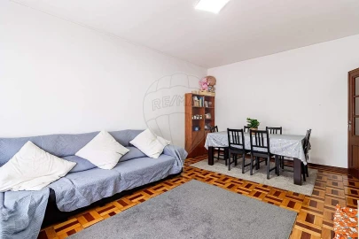 Apartamento T4 para Venda em O. Azeméis, Riba-Ul, Ul, Macinhata Seixa, Madail