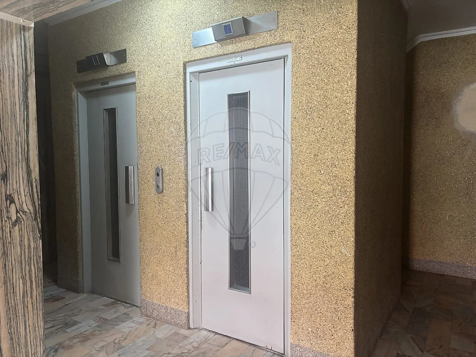 Apartamento T2 para Venda em Amora Foto 5