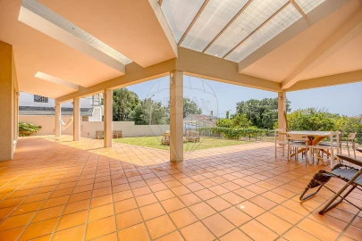 Moradia T4 para Venda em Grijó e Sermonde