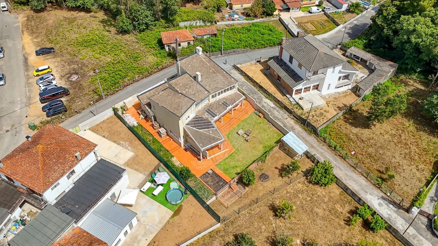 Moradia T4 para Venda em Grijó e Sermonde